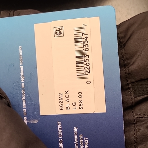 Isotoner touchscreen waterproof gloves - Picture 7 of 11